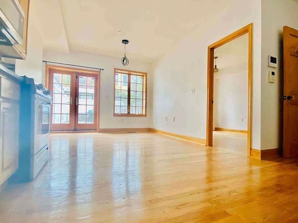 1st image of 187 18th St #1AA
