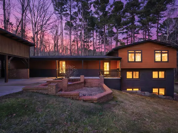 1 Emily Rd, Chapel Hill, NC 27514