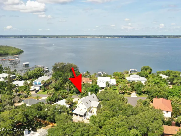5875 Riverside Dr, Melbourne Beach, FL 32951