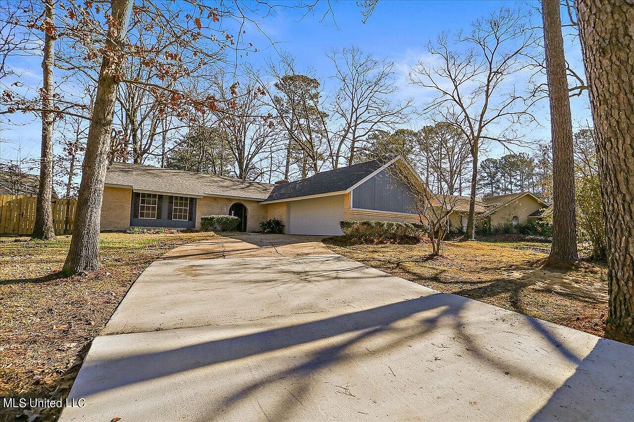 247 Bay Park Dr, Brandon, MS 39047 Zillow