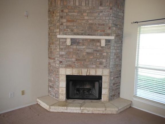 4th image of 2108 Jake Dr
