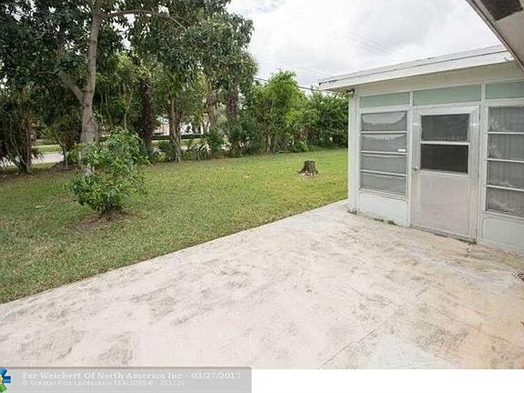 4th image of 7014 NW 57th Ct