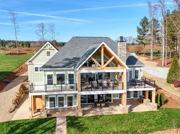 226 Eagle Pointe Dr, Norwood, NC 28128