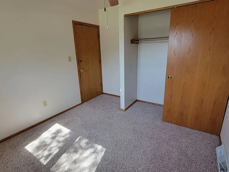 520 Dove St — Photo 13