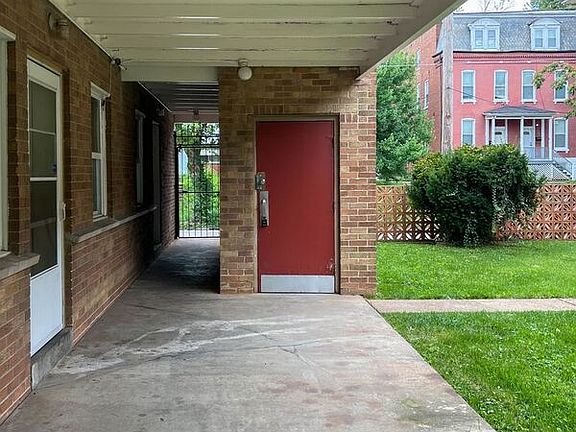 5th image of 4623 S Broadway #5