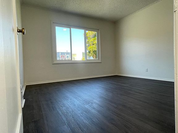 2nd image of 292 Oriente St #A