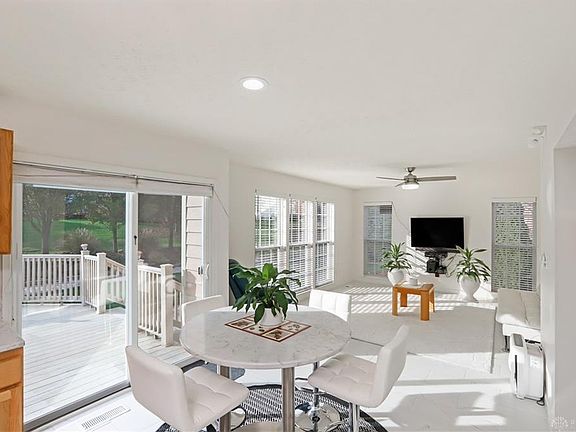 4th image of 3268 Montpelier Dr
