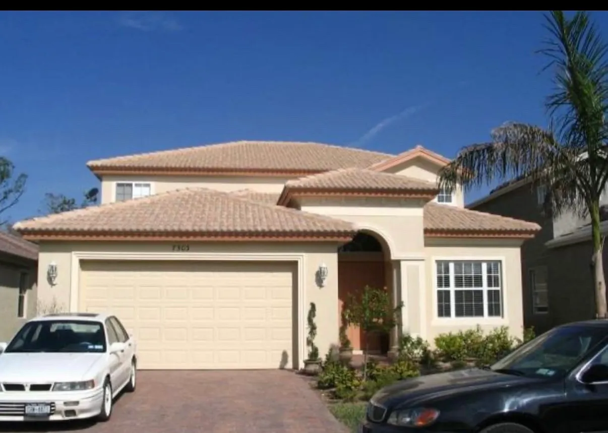 4 bed, 2804 sqft, $2,700 — Photo 1