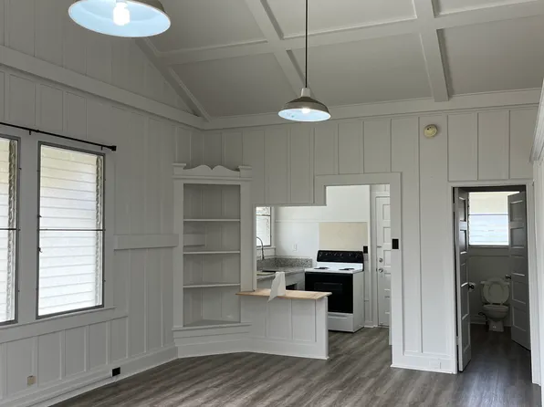 2581 Alaula Way, Honolulu, HI