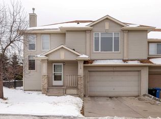 115 Rockledge Ter NW, Calgary, AB T3G 5R9