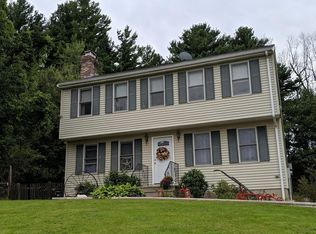 1 Sunset Dr, Douglas, MA 01516