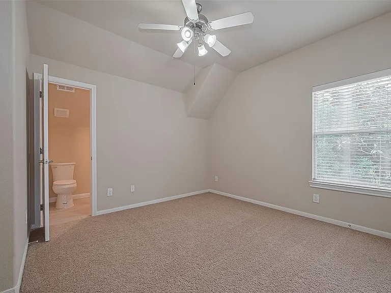 15 Wenoah Pl — Photo 18