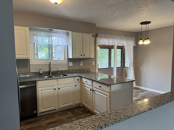 5th image of 134 Cannon View Dr