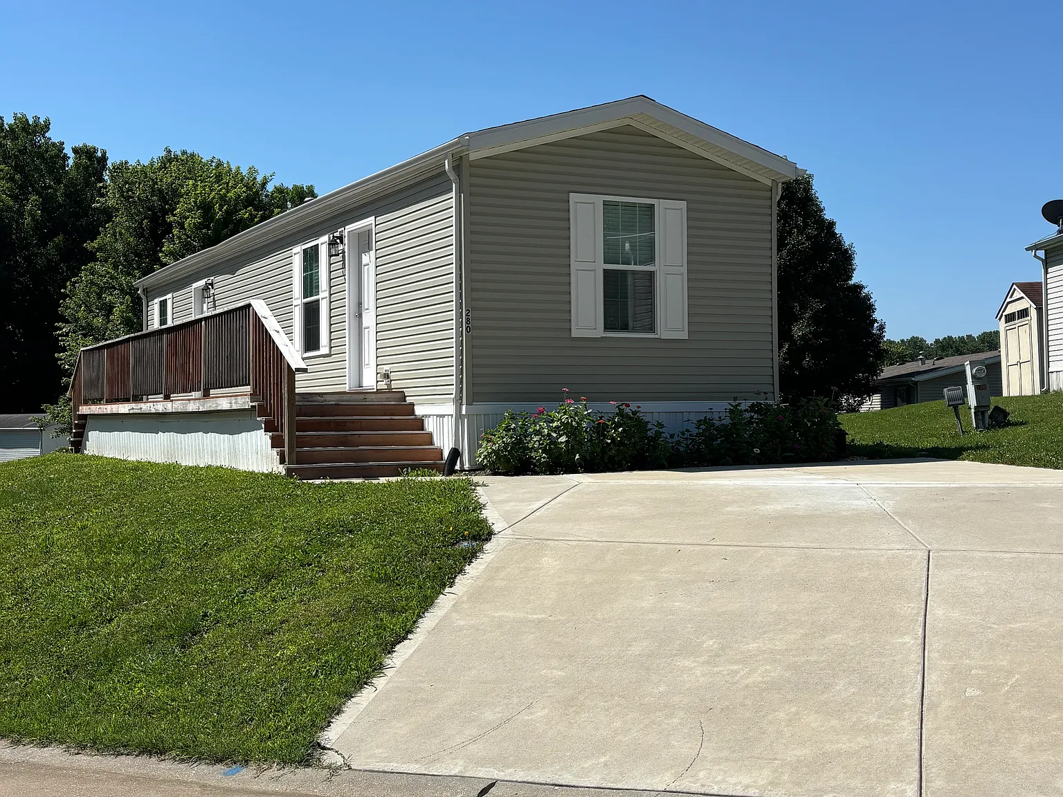 2 bed, 676 sqft, $1,175 — Photo 2