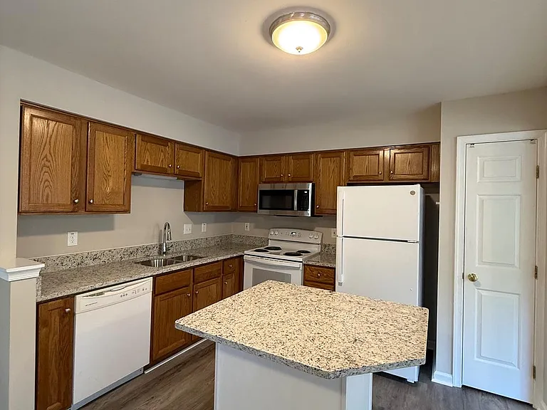 4003 Fountain Bridge Ct — Photo 6