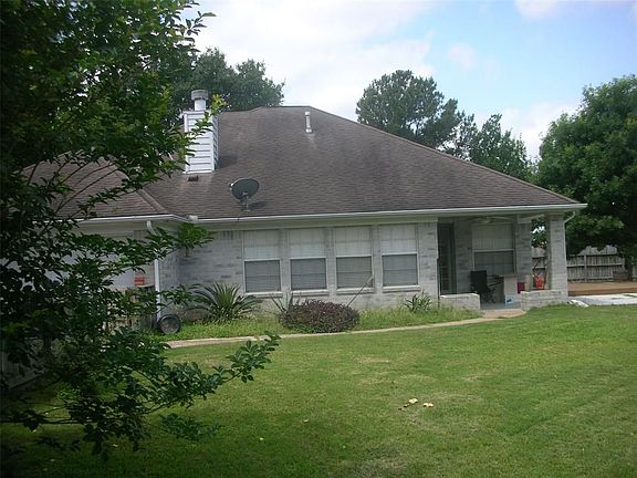 3rd image of 6210 Langham Dr