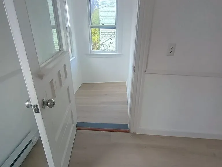 152 Turner Ave — Photo 10