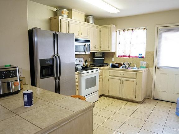 4th image of 413 31st St