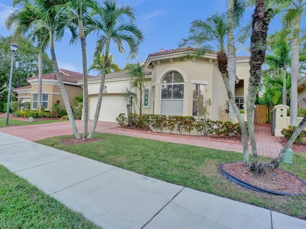 5885 NW 121st Ter, Pompano Beach, FL 33076