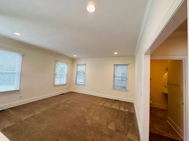 410 Alleghany St — Photo 7