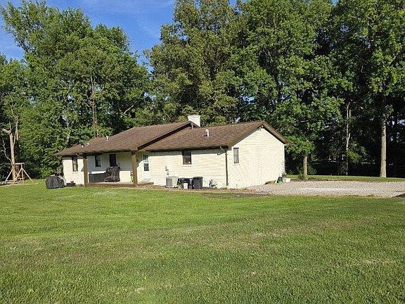 4th image of 1152 W County Road 250 N