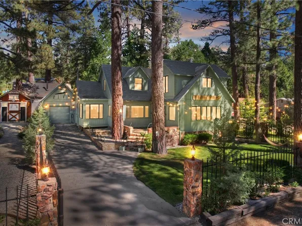 1101 Comanche Rd, Fawnskin, CA 92333