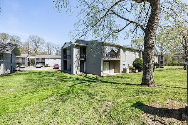 Sycamore Villas — Photo 36