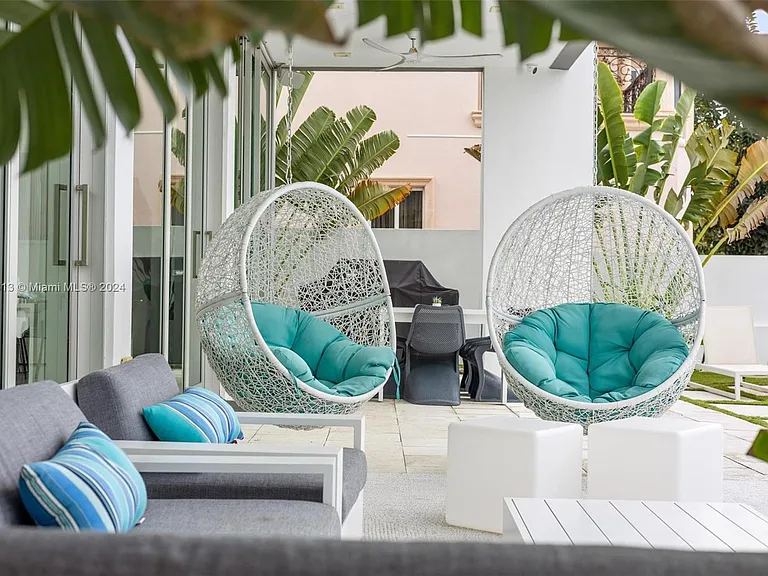 323 Atlantic Ave — Photo 5