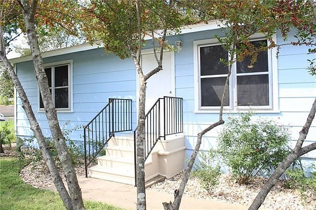 1st image of 3112 Govalle Ave #B