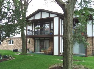 5100 W 122nd St APT 2A, Alsip, IL 60803