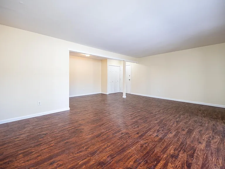 4353 Heritage Dr — Photo 15