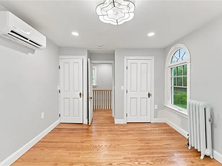 1552 Kingstown Rd — Photo 18