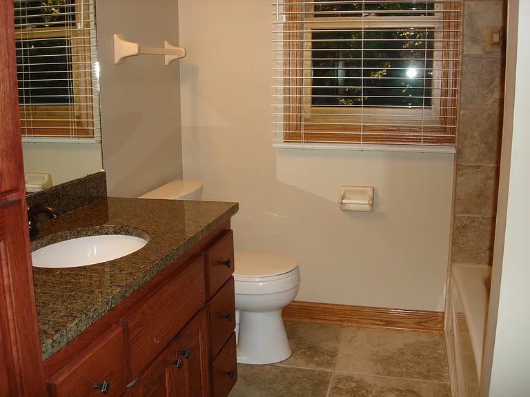 21704 Ahlstrom Rd — Photo 8