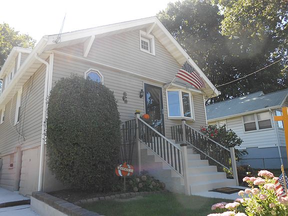2nd image of 113 Barlow Ave
