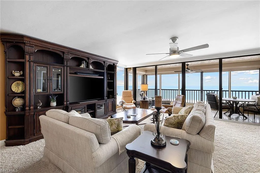 2 bed, 2.0 bath, 1445 sqft, $10,000 — Photo 4