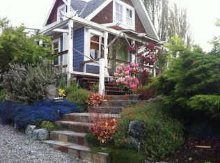 9223 Dibble Ave NW, Seattle, WA 98117