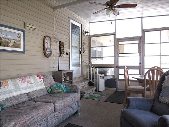 5th image of 5709 HOLIDAY PARK BOULEVARD