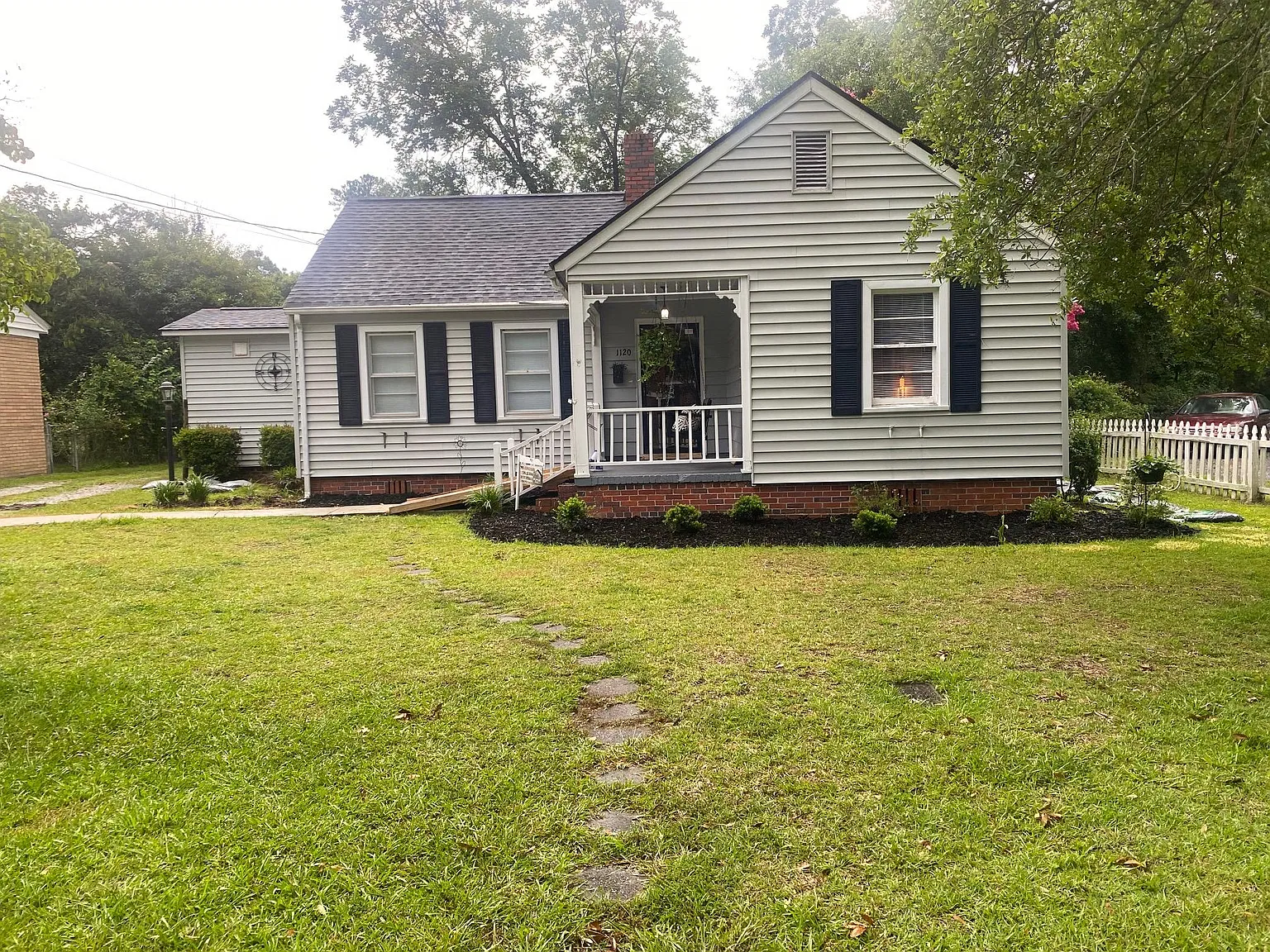 1120 Heatherwood Cir — Photo 1