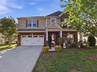 4246 Wedge Dr, Pfafftown, NC 27040