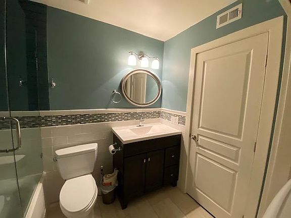 3rd image of 724 Calle Casita