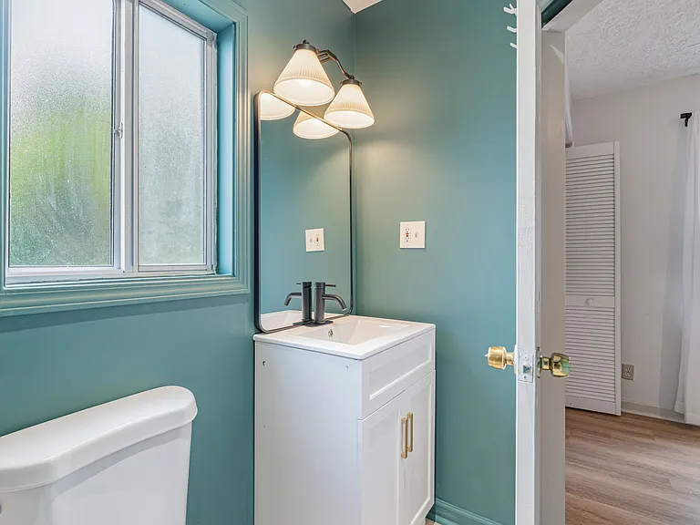 2531 Keystone Ave — Photo 16