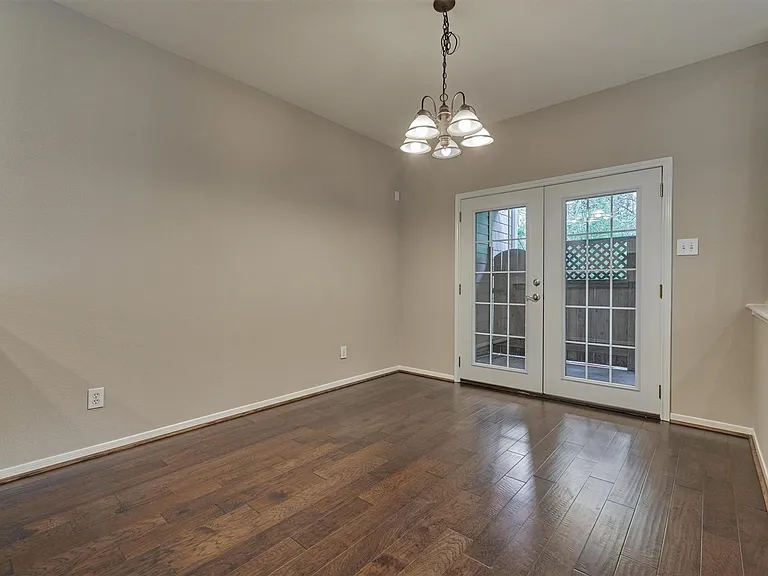 83 Woodlily Pl — Photo 11