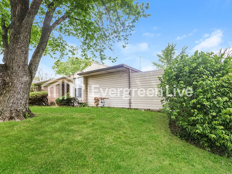 5606 Troy Villa Blvd — Photo 2
