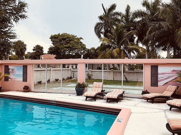 Pool & Shuffleboard