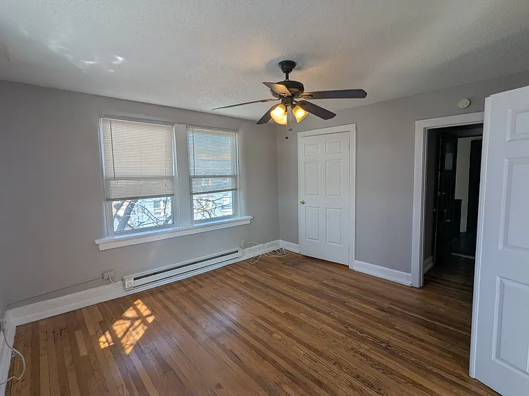 2604 Bellevue Ave #F — Photo 9