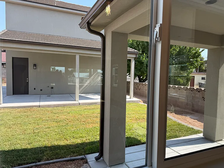 166 W 200 S — Photo 25