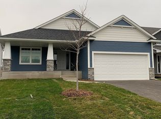 6754 Redwood Ave, Lino Lakes, MN 55038