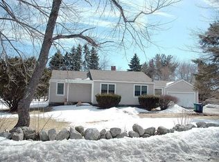 7 Little River Rd, Hampton, NH 03842