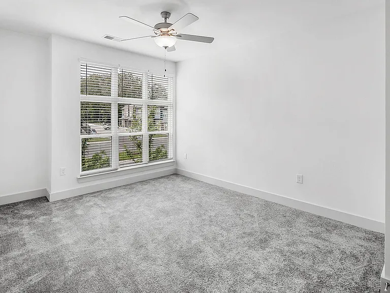 The Vandy Apartments — Photo 9