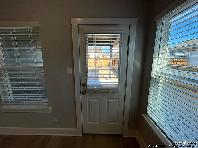 4506 Nueces Path — Photo 29
